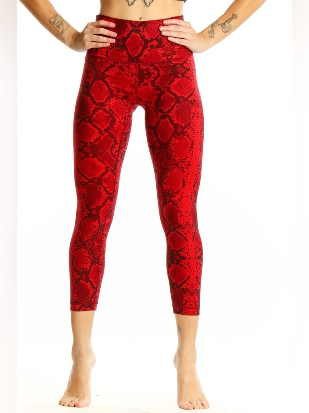 Lululemon crop red snake reptile scales print leggings